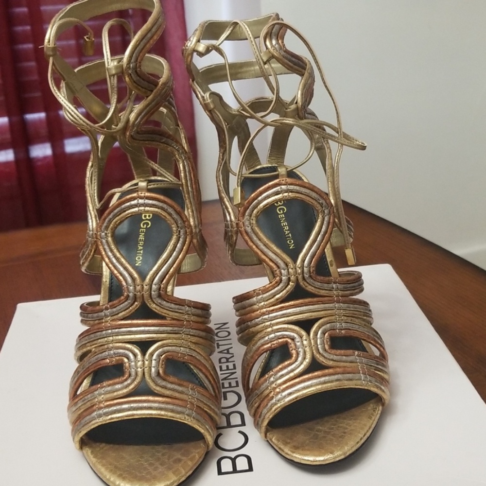 Gold multi color BCBG Heels